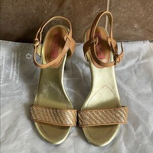 Isaac Mizrahi Elegant Gold and Tan Women's High Heel Sandals 8